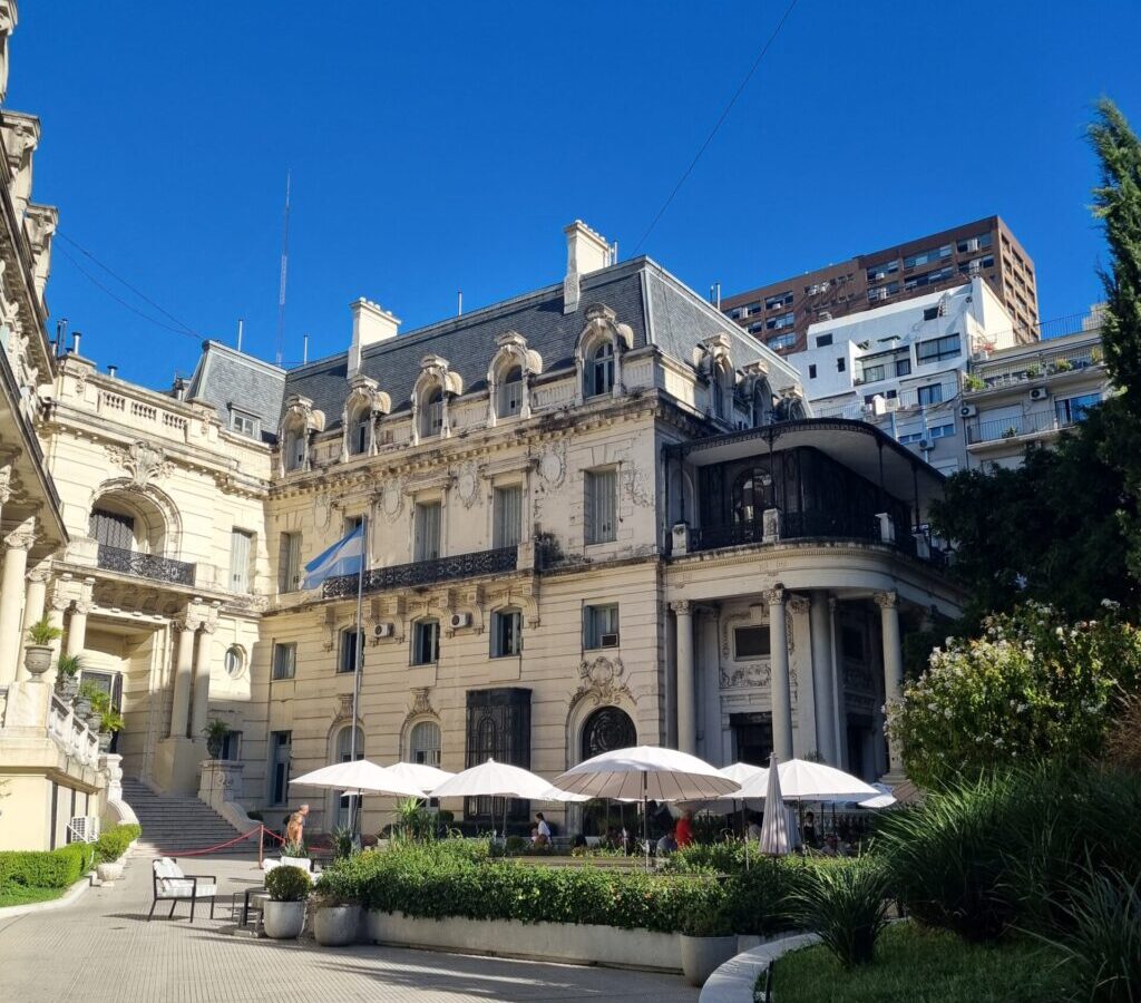 Palacio Paz: Un Legado de la Belle Époque en el Corazón de Buenos Aires