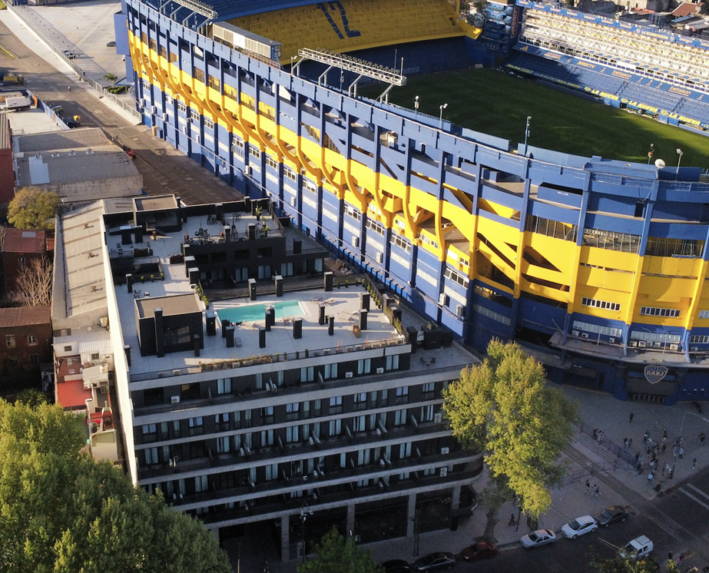 Howard Johnson La Boca, un hotel que está cambiando la  fisonomía del barrio porteño